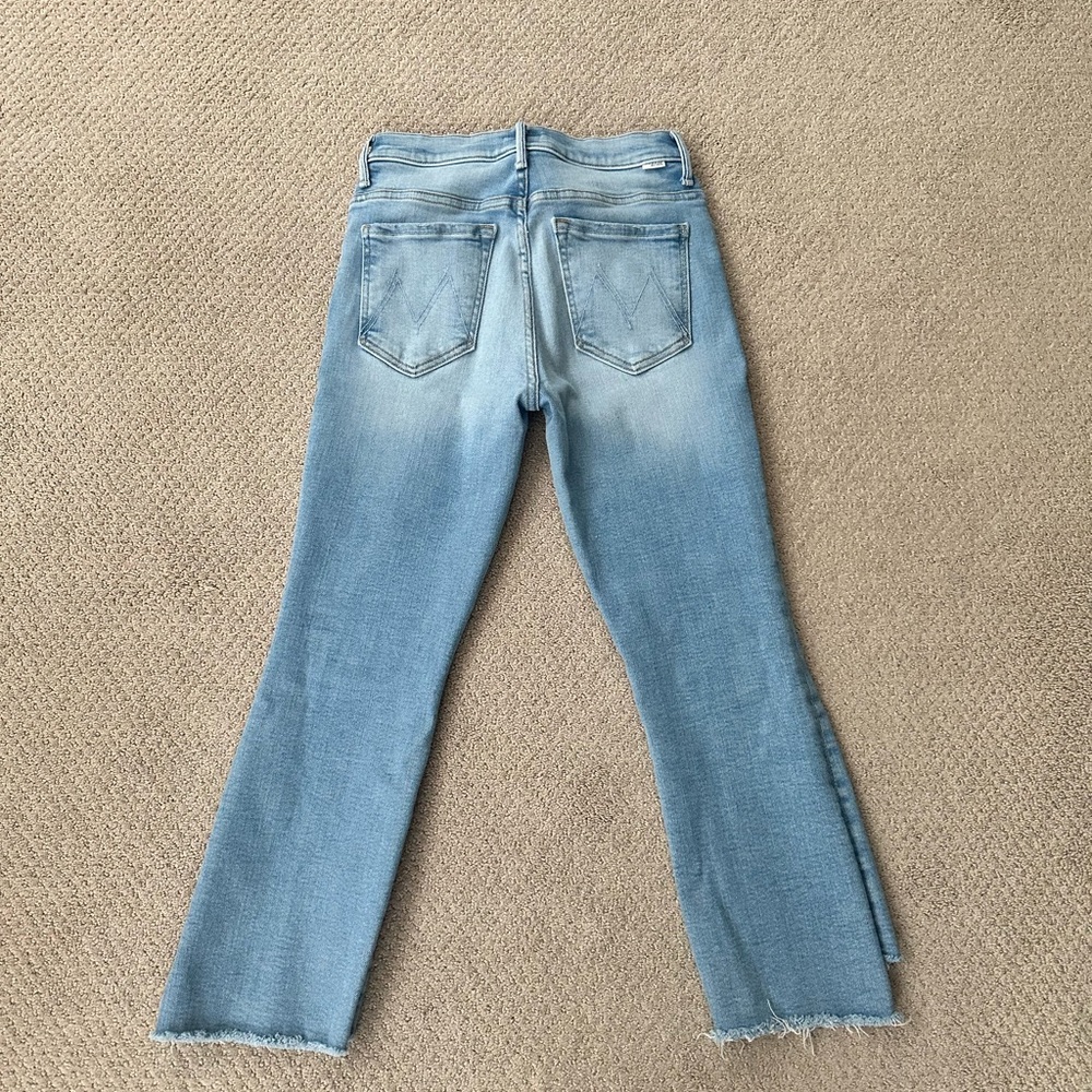 MOTHER Faded Blue Cropped Jeans - Picture 2 of 5